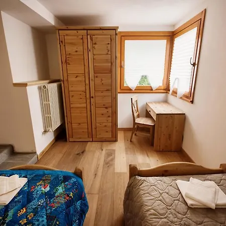 아파트 La Marmote Diffuso Di Ronc *